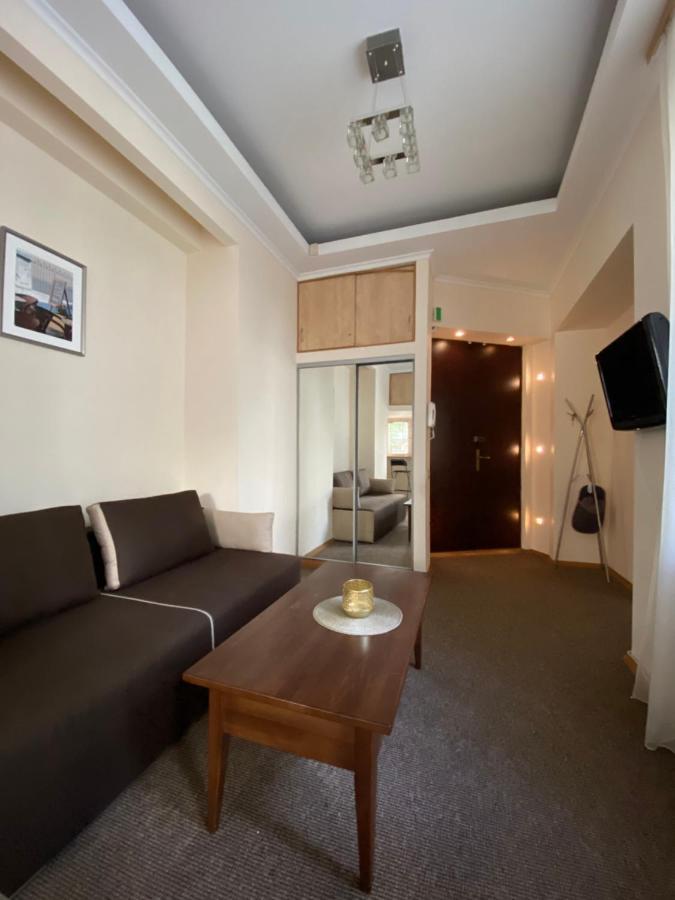 Family Apartment Lviv Exterior photo